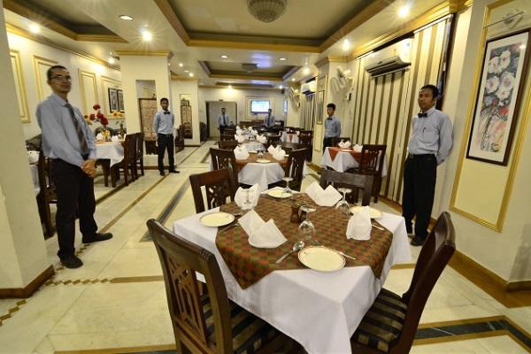 Hotel Little Palace Dibrugarh Zewnętrze zdjęcie