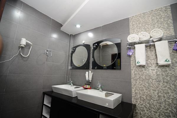 Hotel Little Palace Dibrugarh Zewnętrze zdjęcie