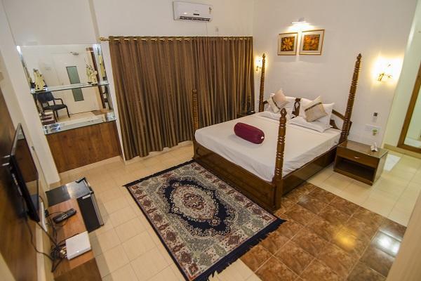 Hotel Little Palace Dibrugarh Zewnętrze zdjęcie