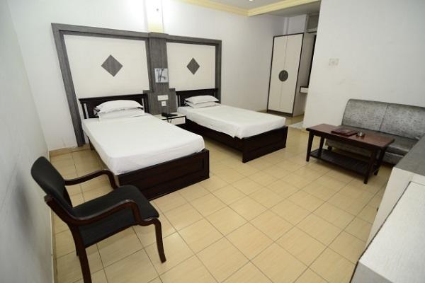 Hotel Little Palace Dibrugarh Zewnętrze zdjęcie